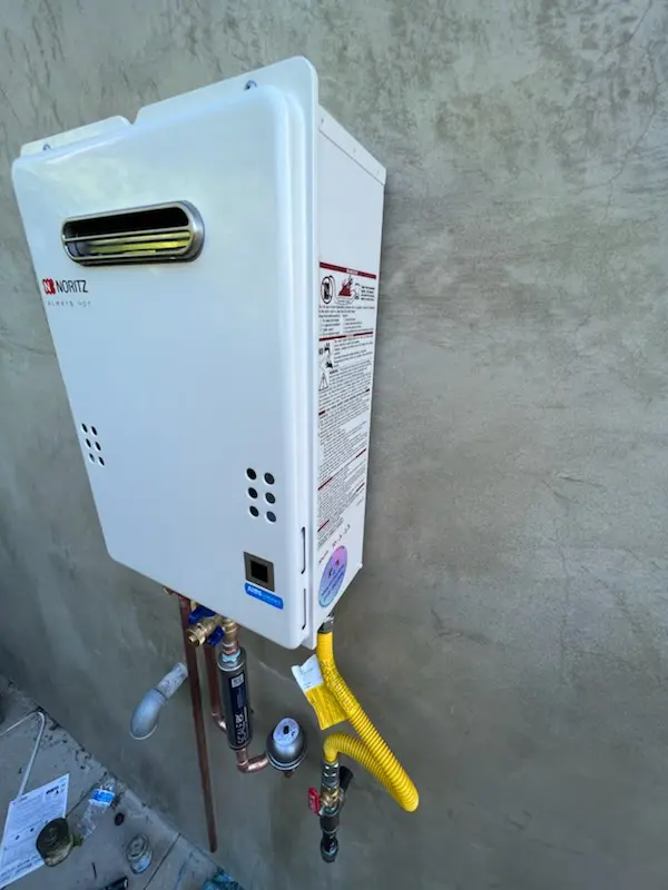 Tankless water heater installation for Calhoun Lake homes